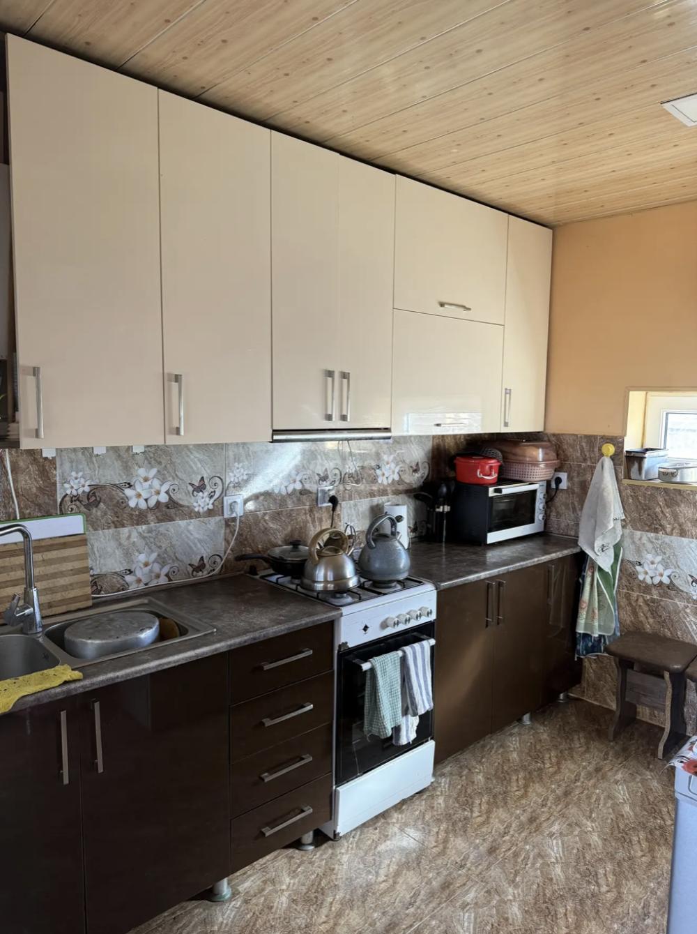 იყიდება 5 ოთახიანი კერძო სახლი გარდაბანში